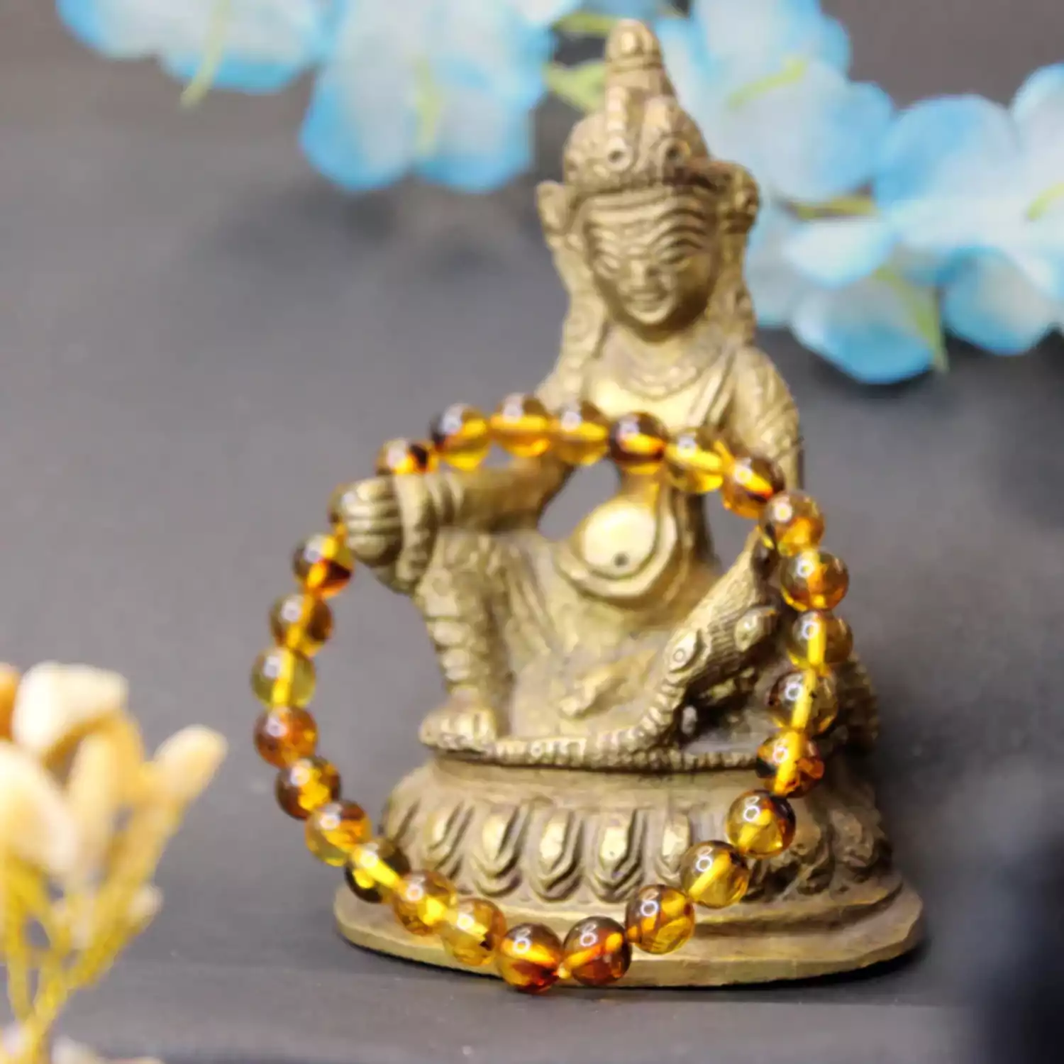 Natural Amber Bracelet - For Self-Dependent & Ideal Physique