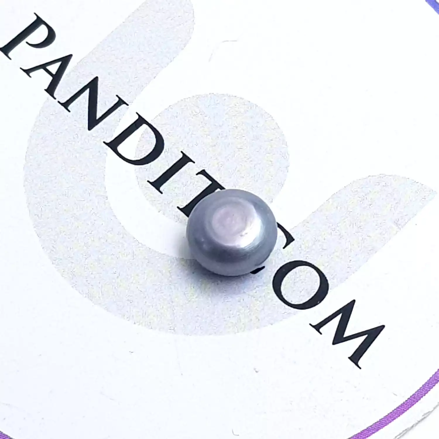 Black Pearl Gemstone - 4.00 Carat