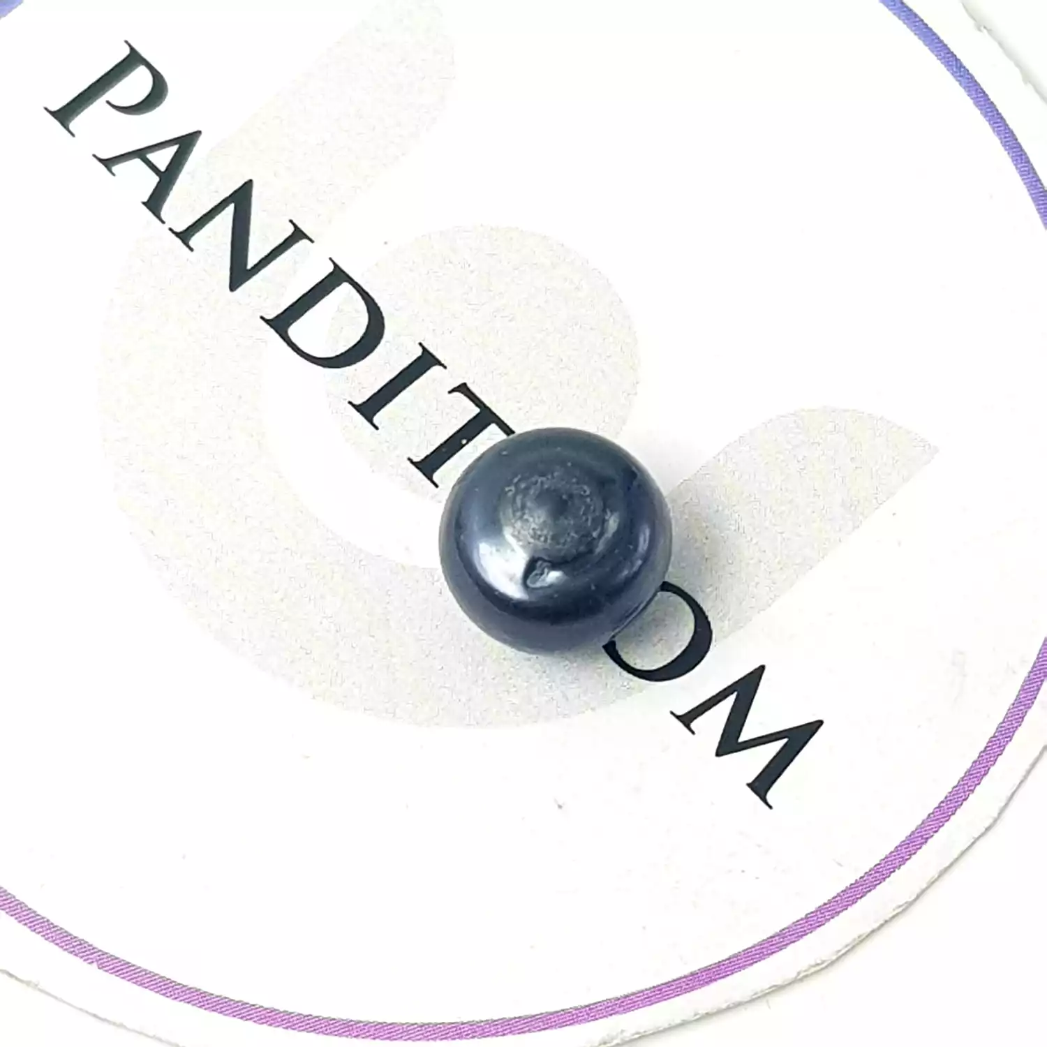 Black Pearl Gemstone - 8.25 Carat - Image 2