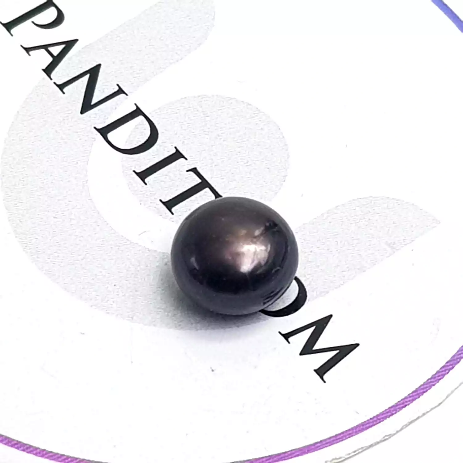 Black Pearl Gemstone - 8.59 Carat - Image 2