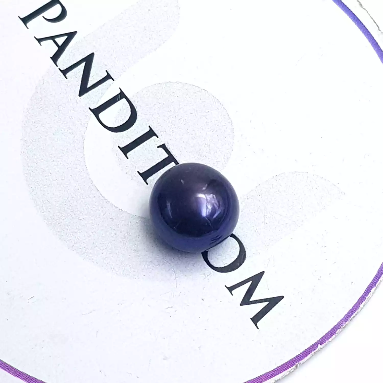 Black Pearl Gemstone - 9.00 Carat