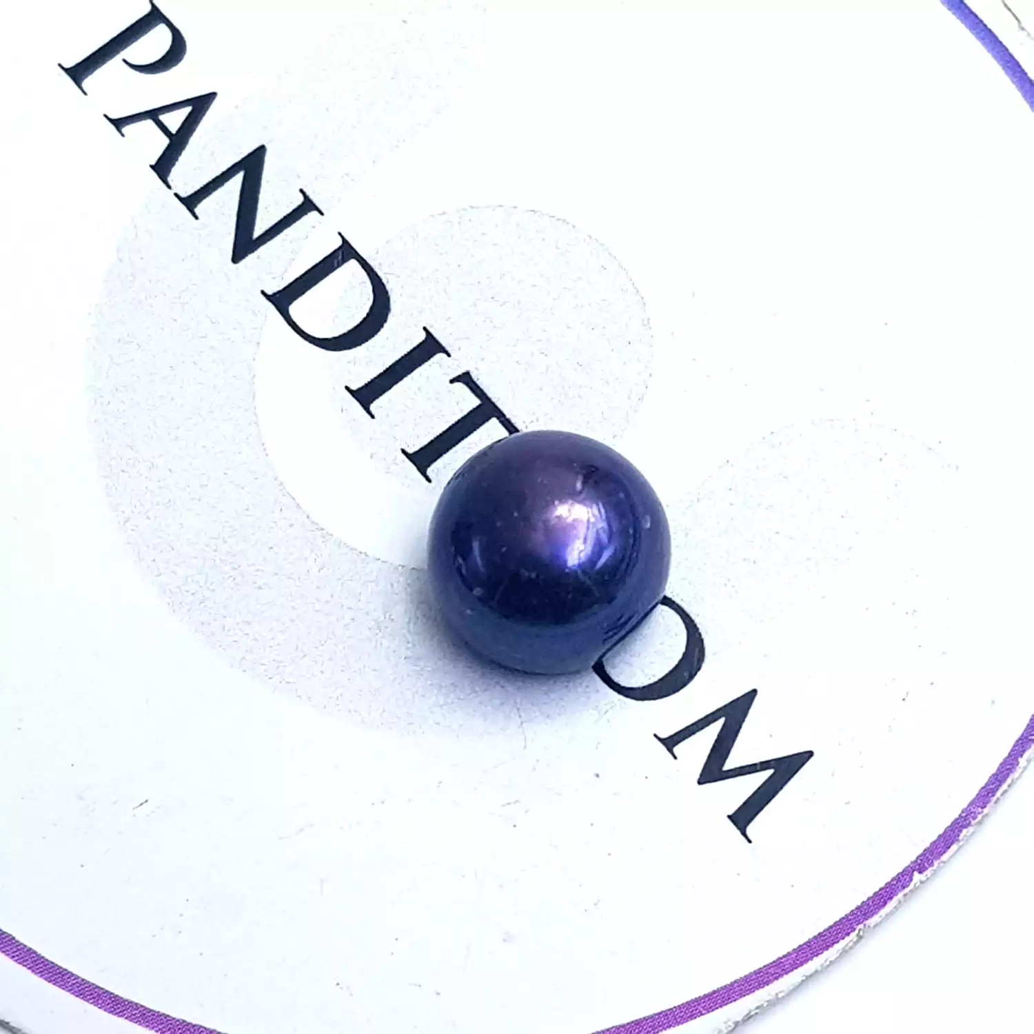Black Pearl Gemstone - 9.25 Carat - Image 2