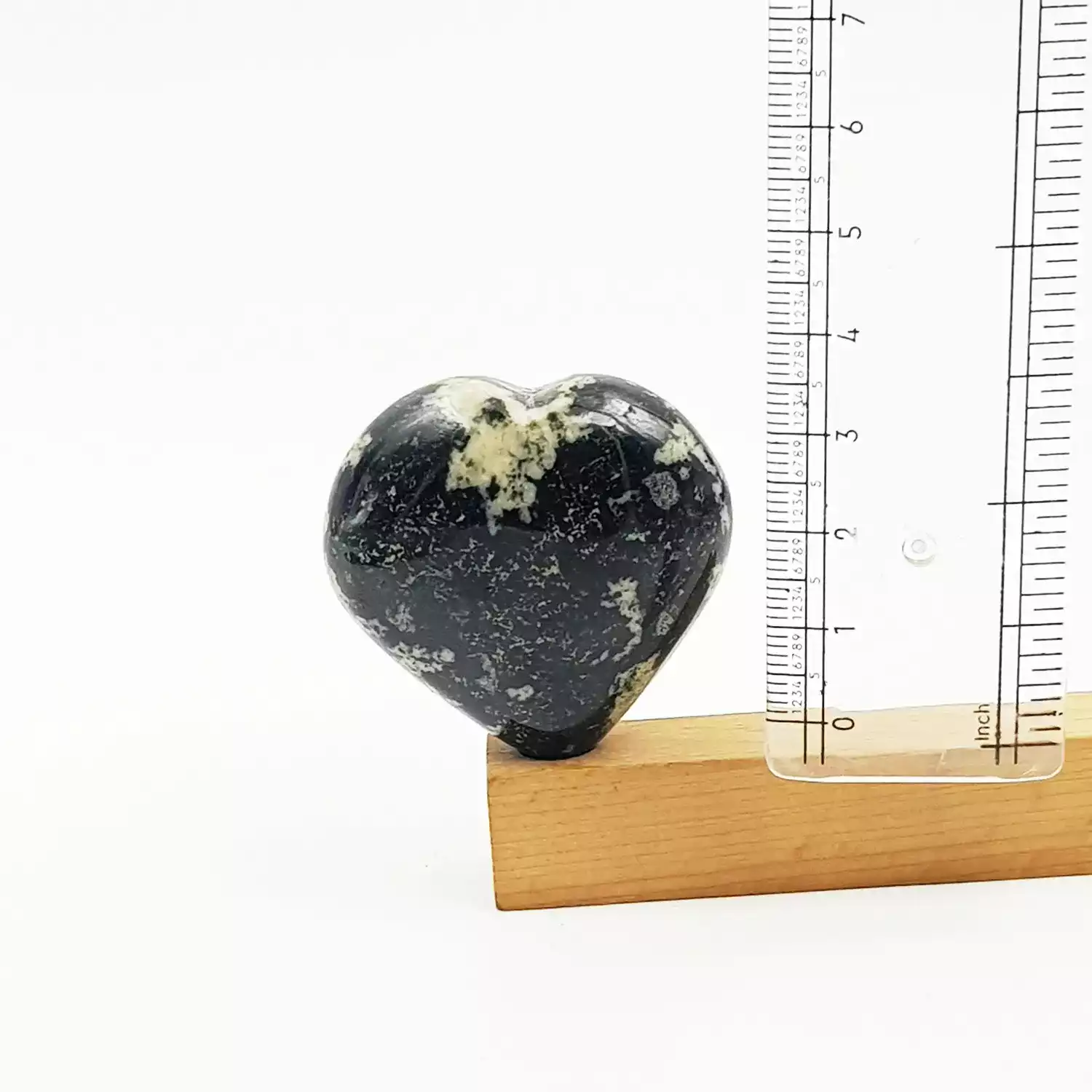 Black & White Tourmaline Healing Crystal Heart Stone - To Be Happy - Image 3