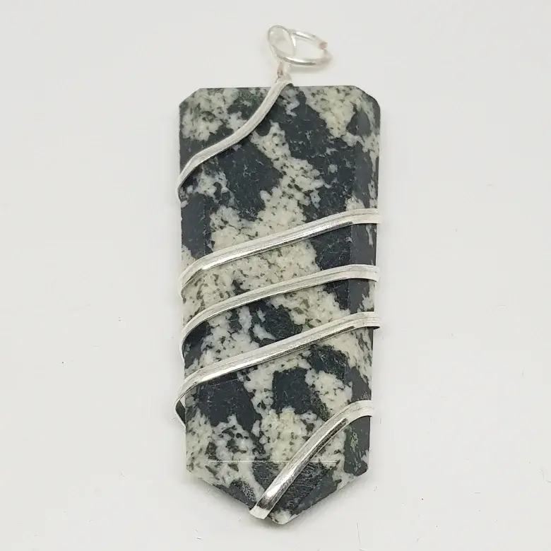 Black White Tourmaline Spiral Pencil Pendant - Image 5