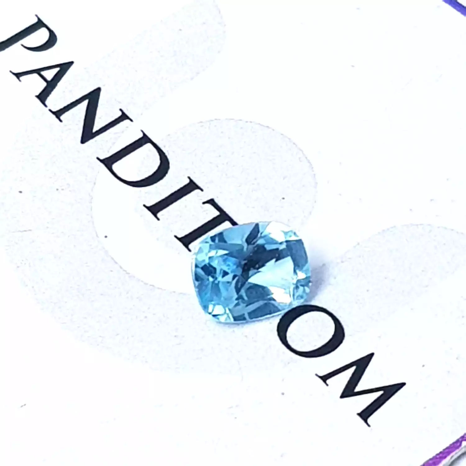 Blue Topaz Gemstone - 3.30 Carat