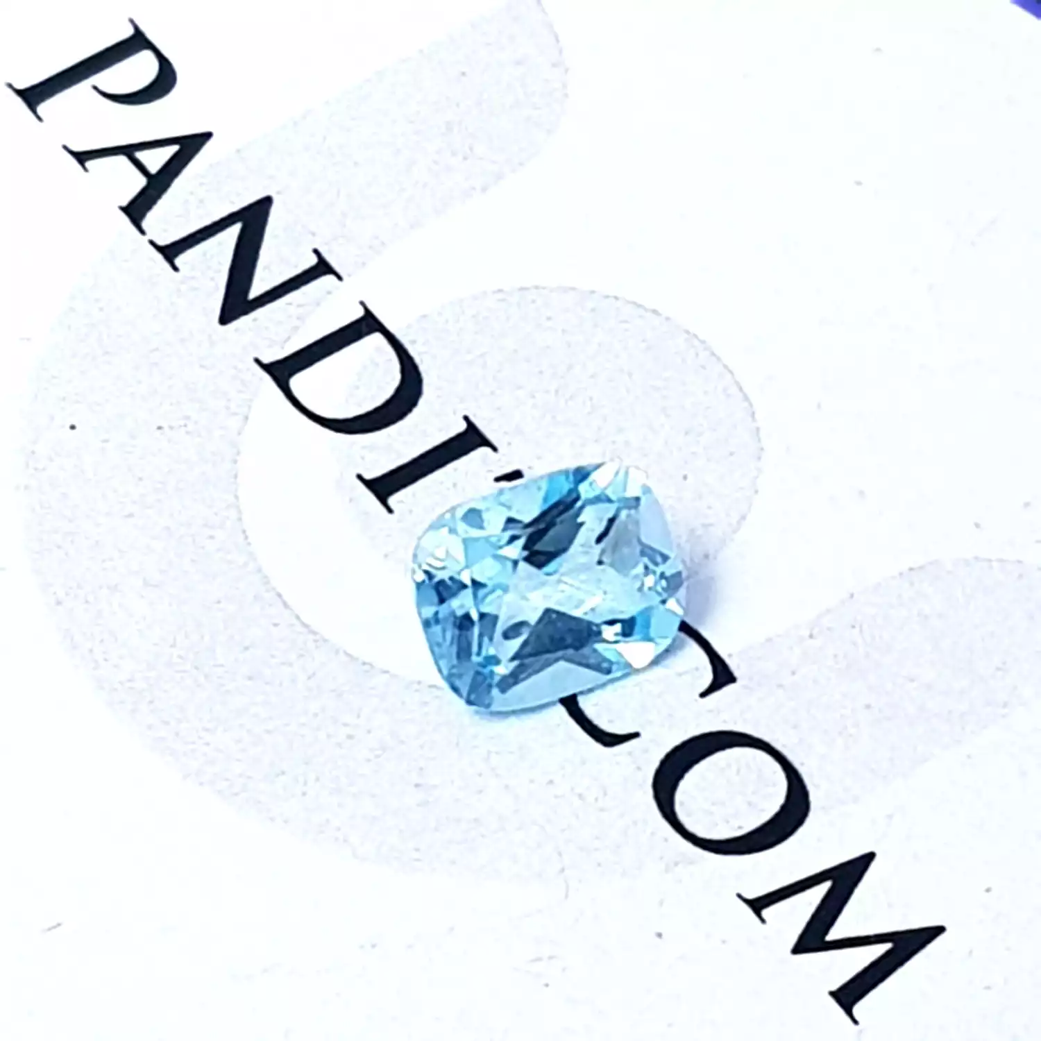 Blue Topaz Gemstone - 3.51 Carat