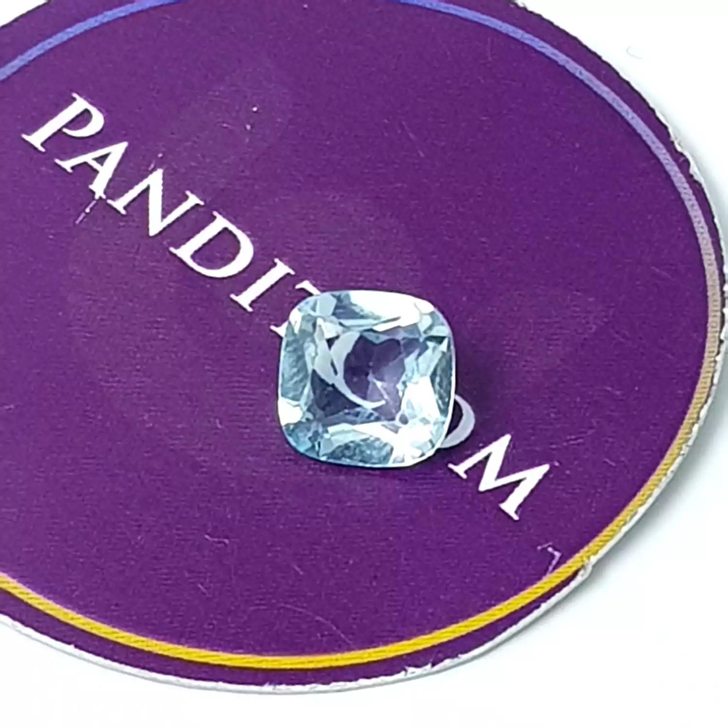 Blue Topaz Gemstone - 3.70 Carat - Image 2