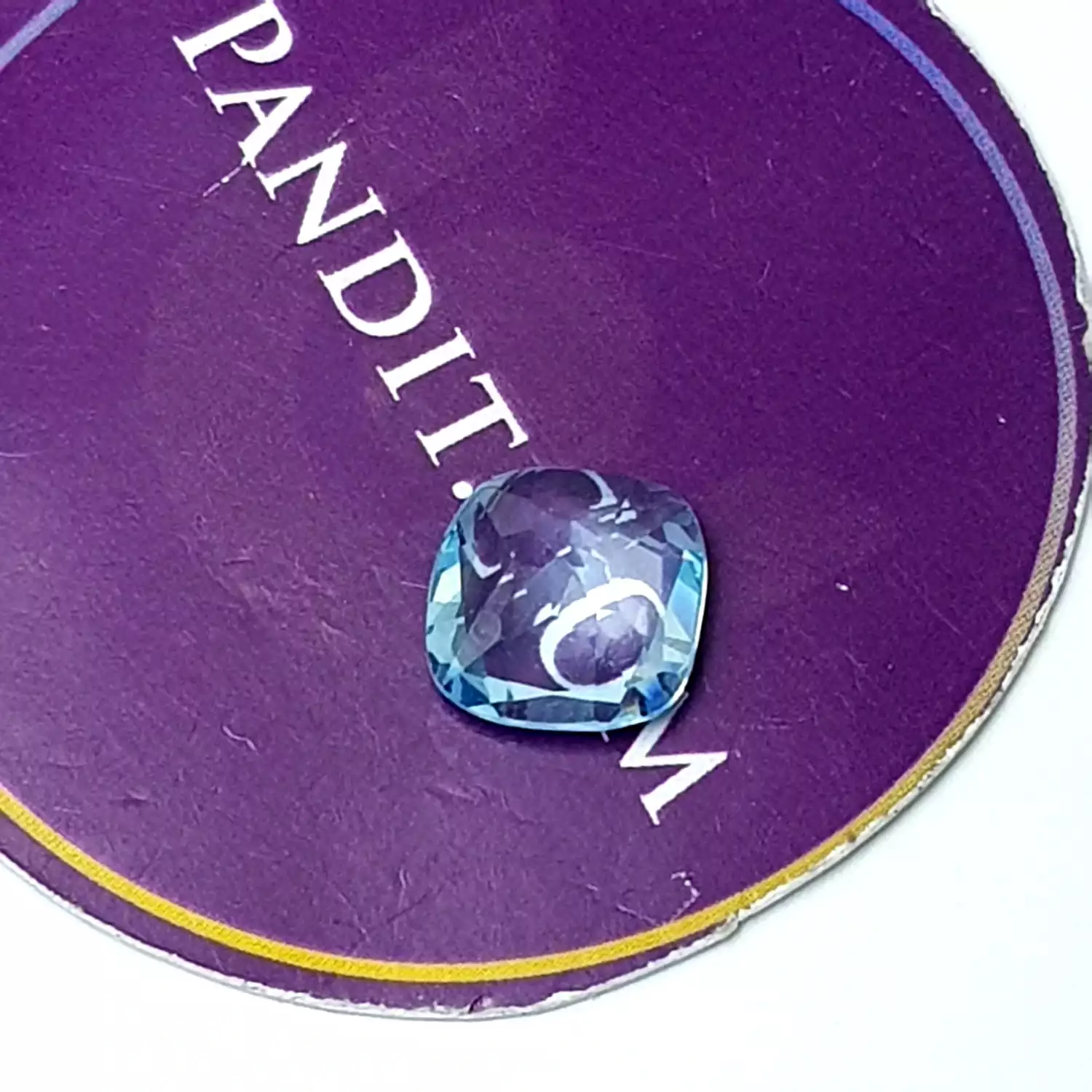 Blue Topaz Gemstone - 4.11 Carat - Image 2