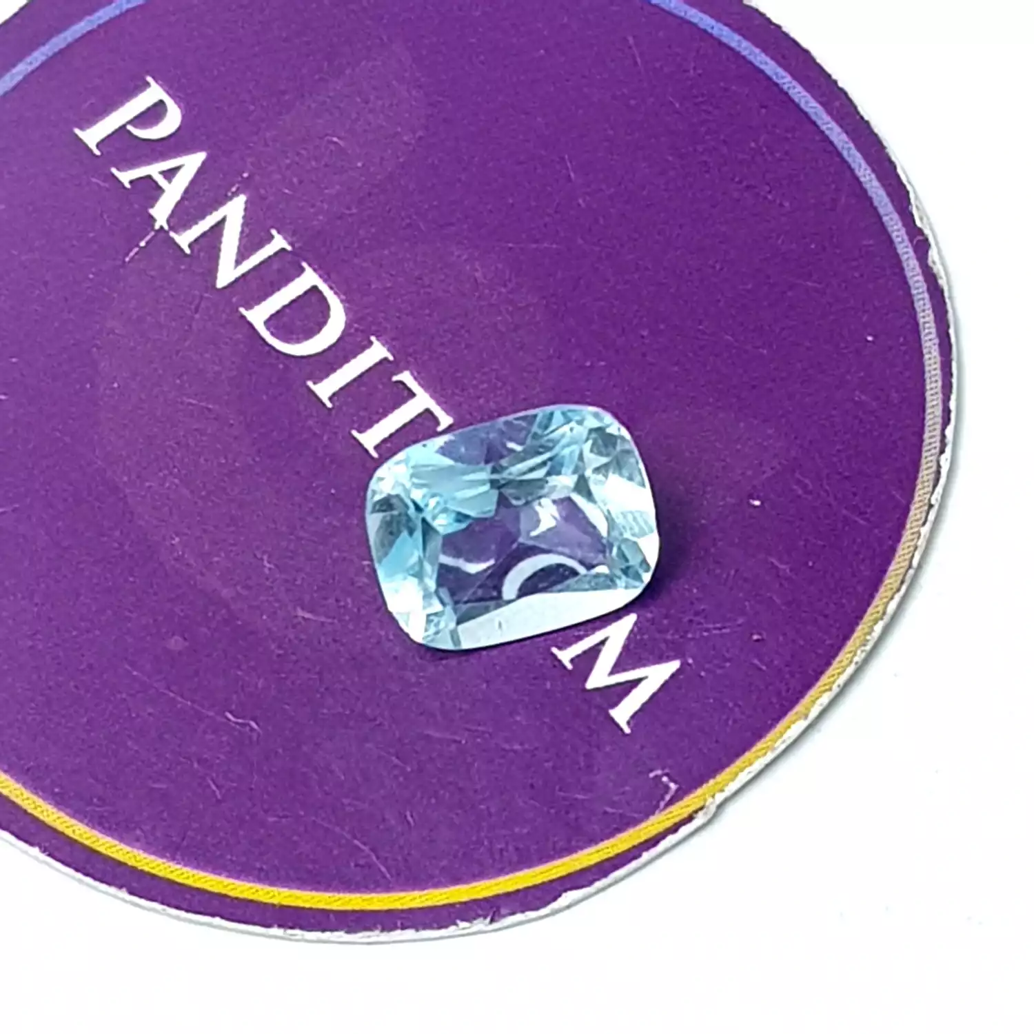 Blue Topaz Gemstone - 4.60 Carat - Image 2