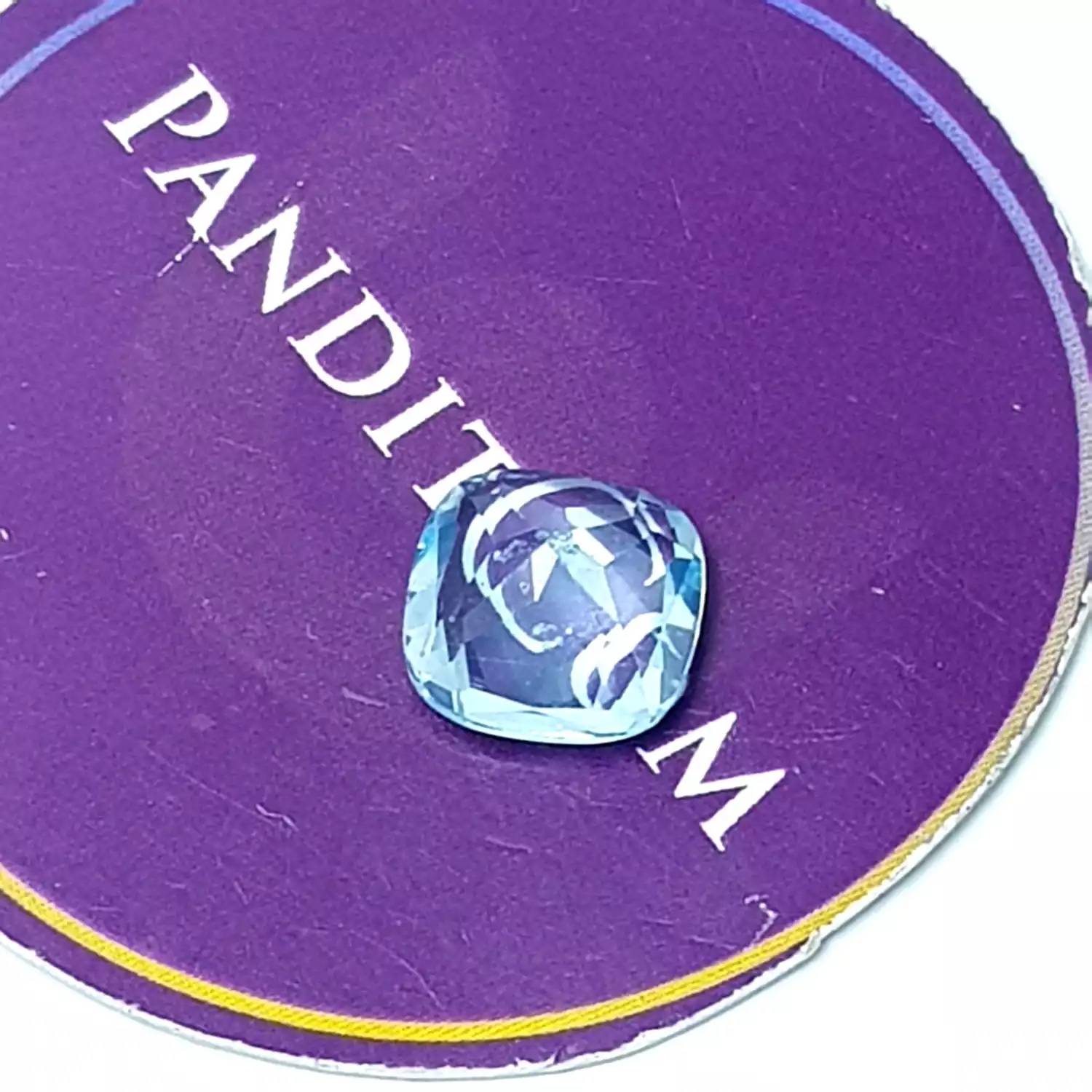 Blue Topaz Gemstone - 4.62 Carat - Image 2
