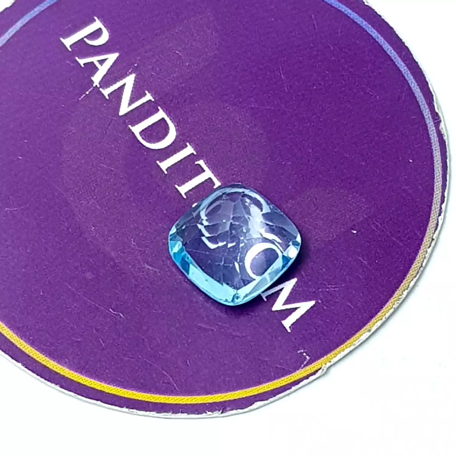 Blue Topaz Gemstone - 4.77 Carat - Image 2