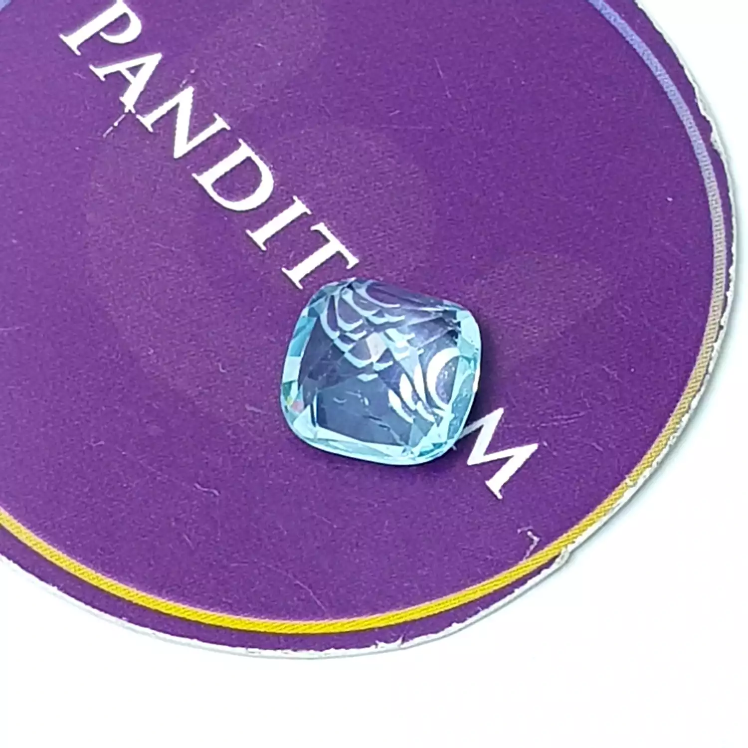 Blue Topaz Gemstone - 5.00 Carat - Image 2
