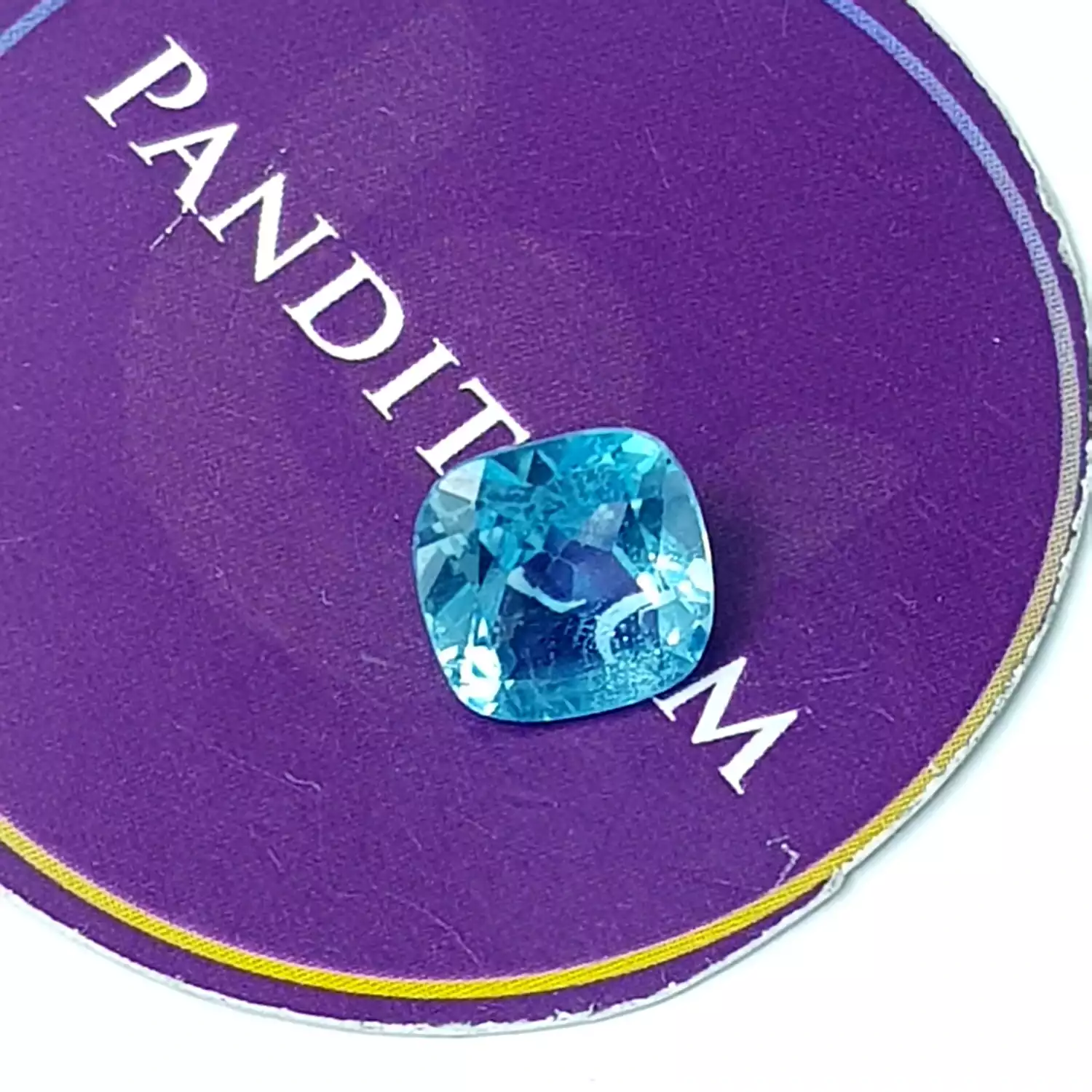 Blue Topaz Gemstone - 5.10 Carat - Image 2