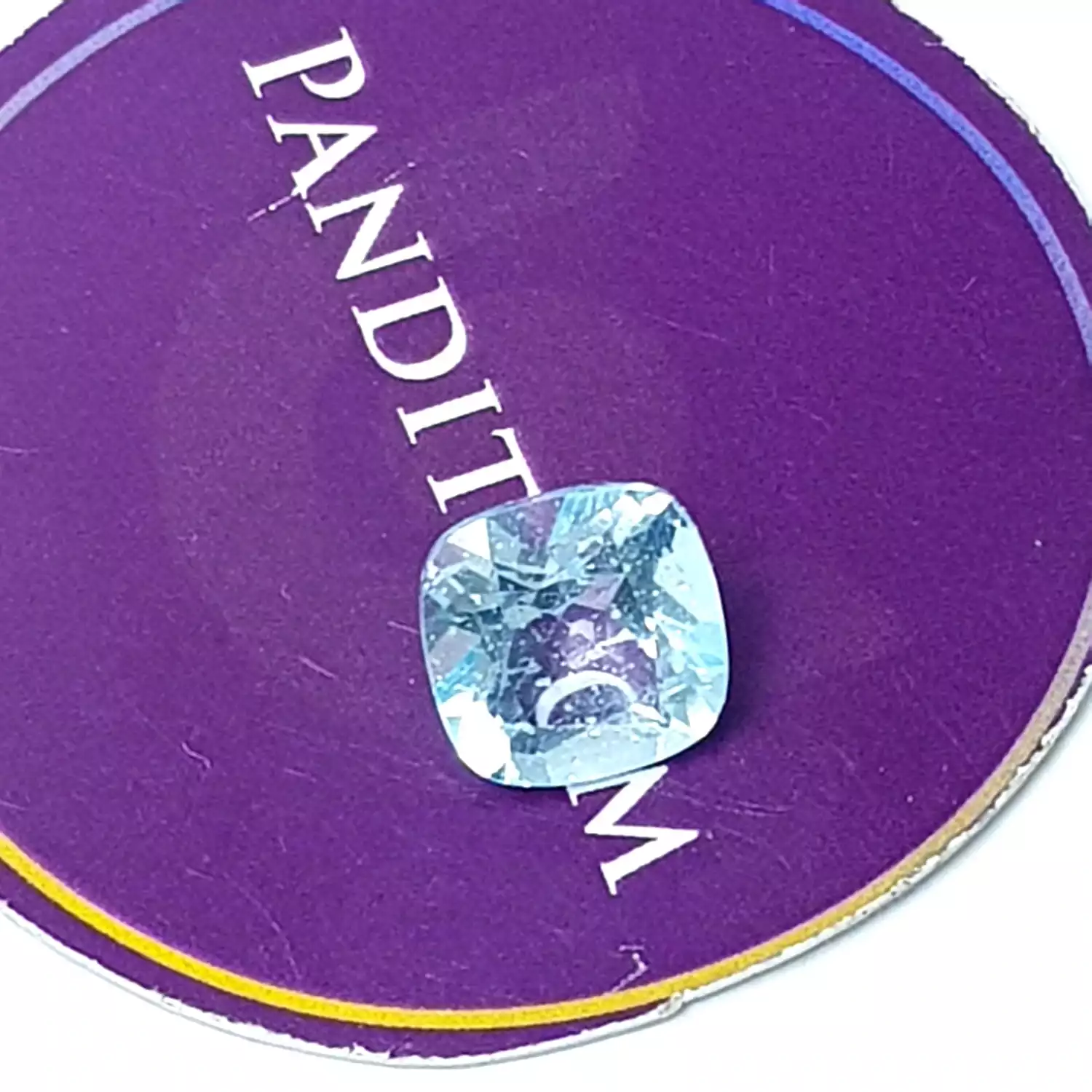 Blue Topaz Gemstone - 5.40 Carat - Image 2
