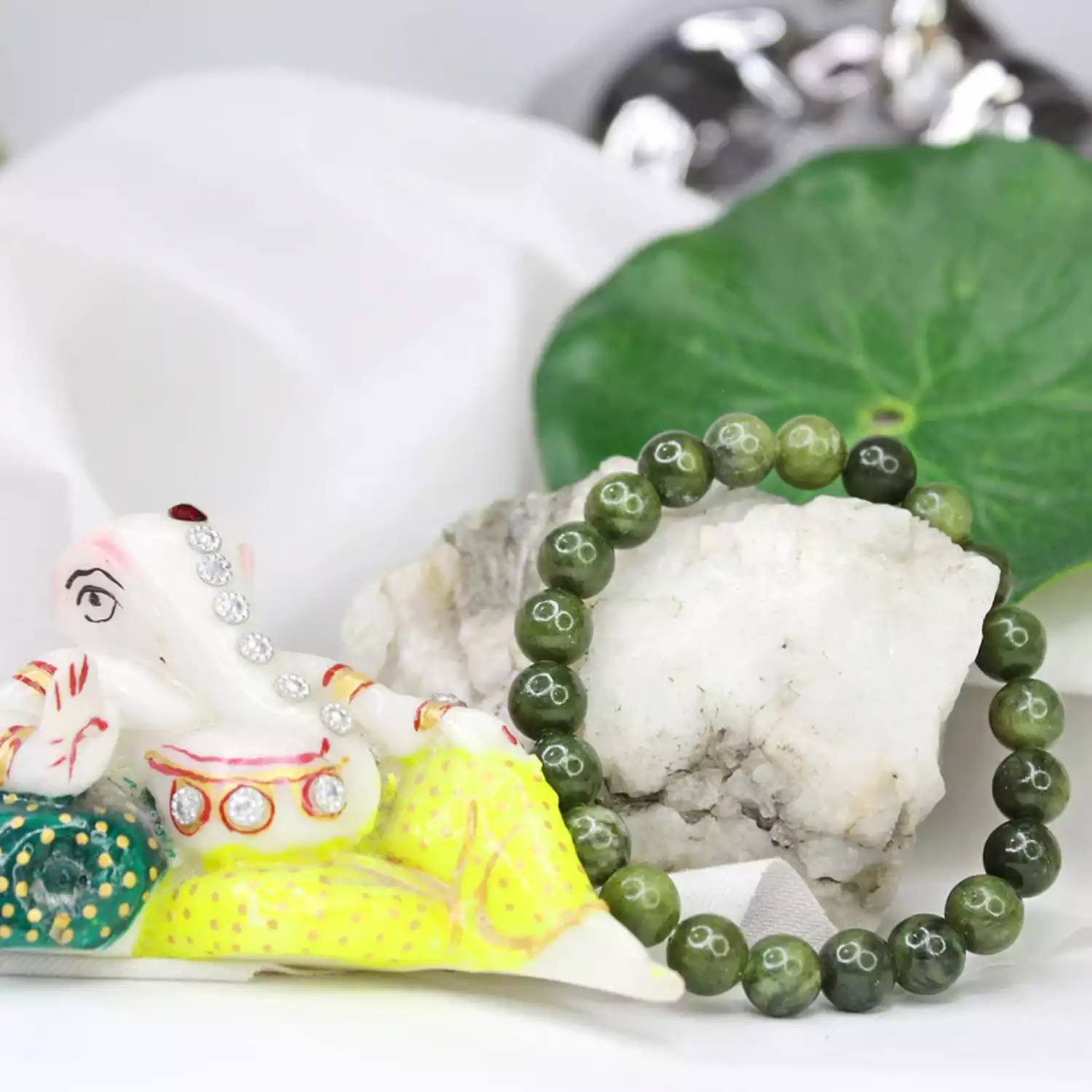 Green Jade Bracelet - For Academic Success & Career Opportunities - Image 3