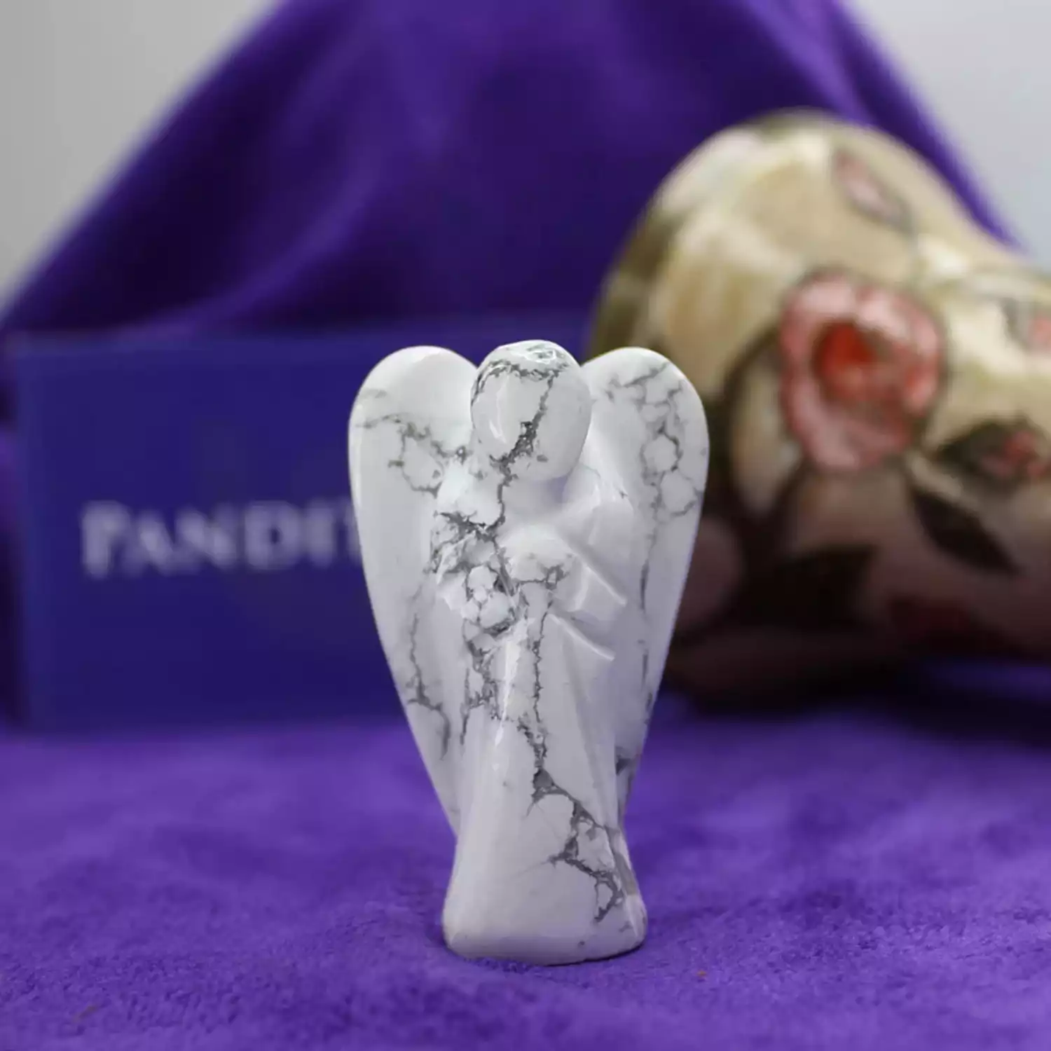 Howlite Angel