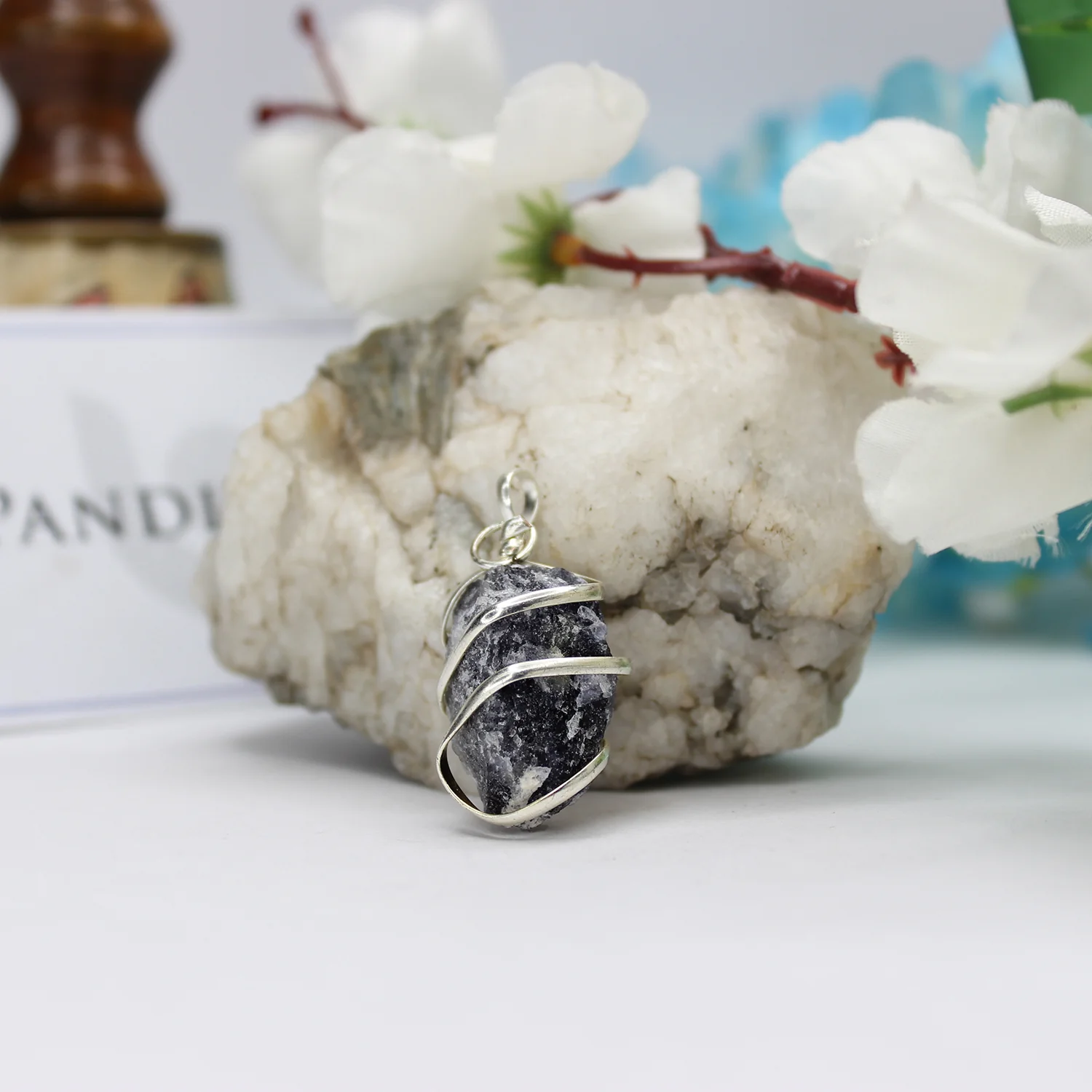 Iolite Spiral Pendant - Image 4