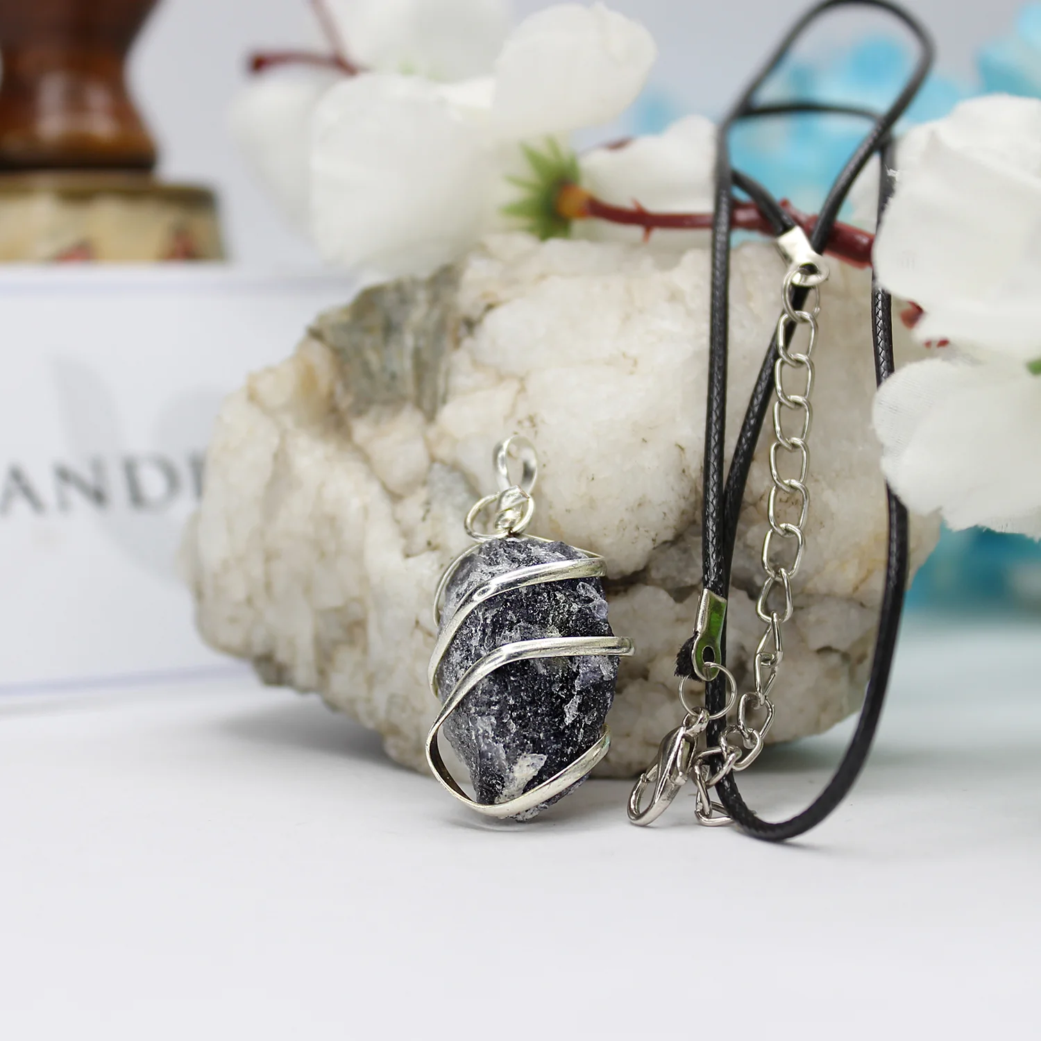 Iolite Spiral Pendant - Image 5