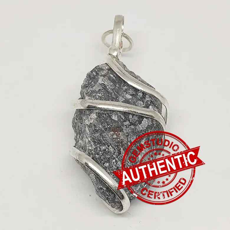 Iolite Spiral Pendant - Image 7