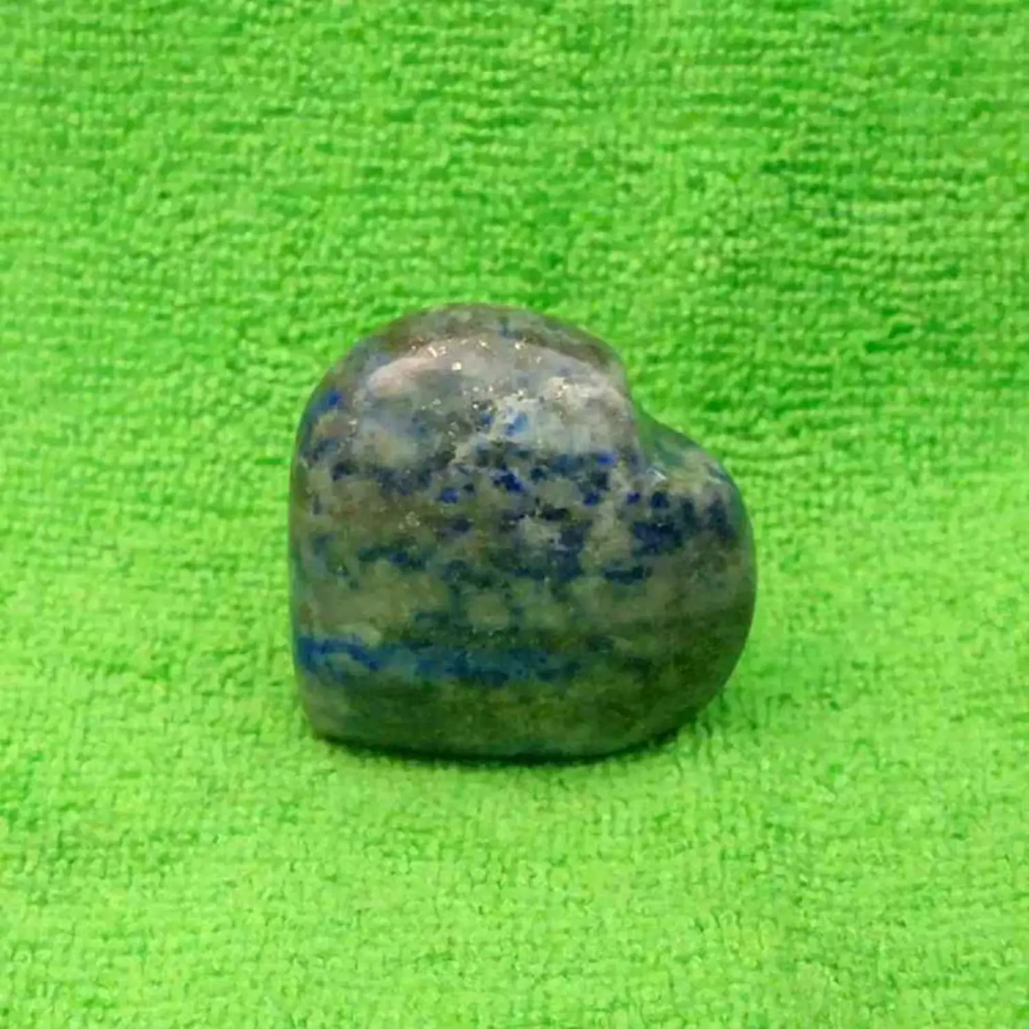 Lapis Lazuli Healing Crystal Heart Stone - For Mental Clarity - Image 5