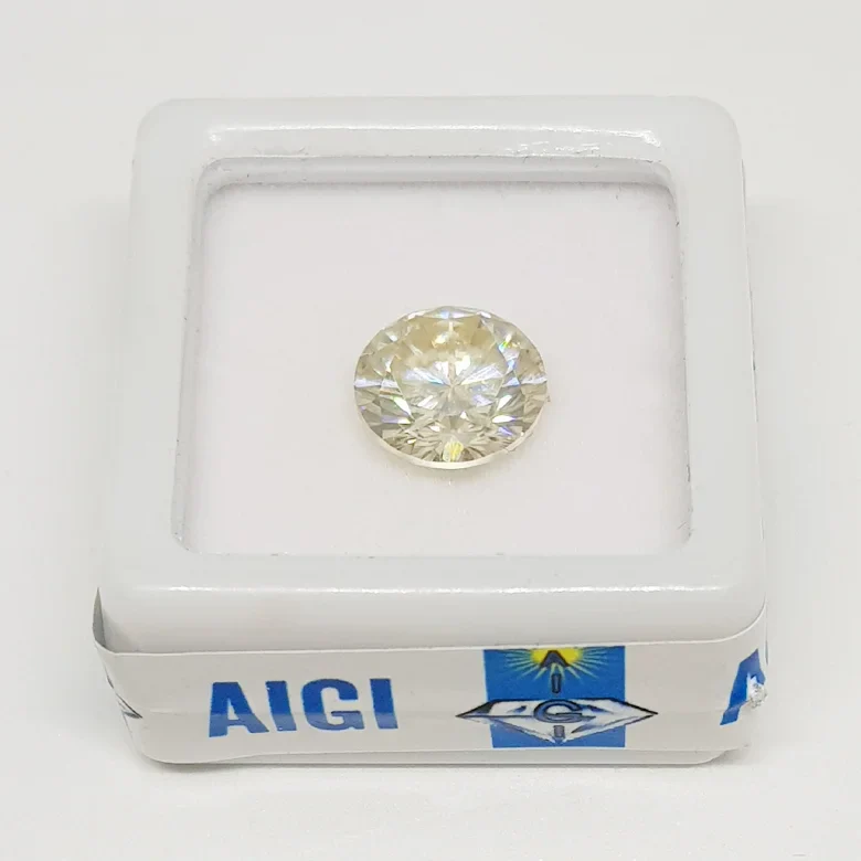 Moissanite Gemstone - To Improve Love Life and Luxury - Image 3