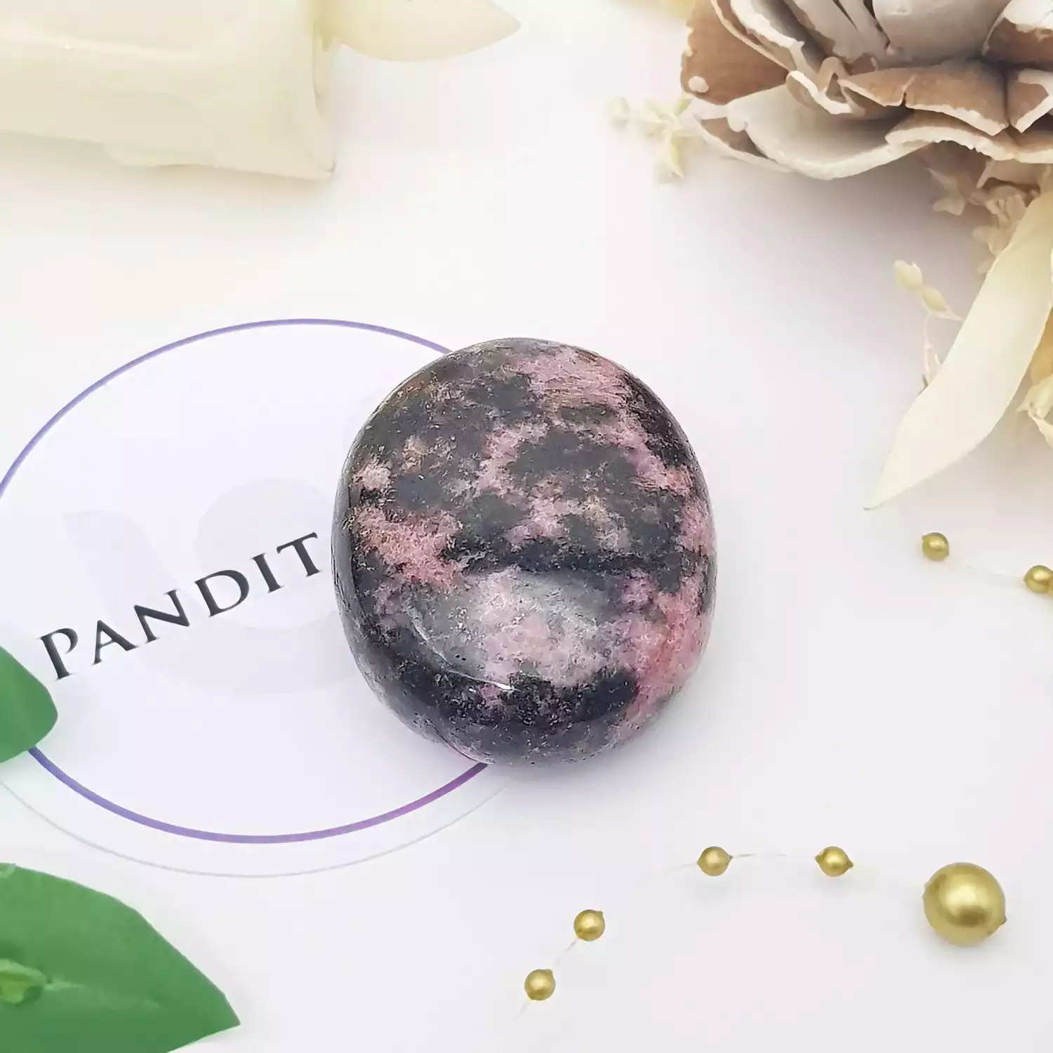 Rhodonite Healing Crystal Palm Stone - Image 4