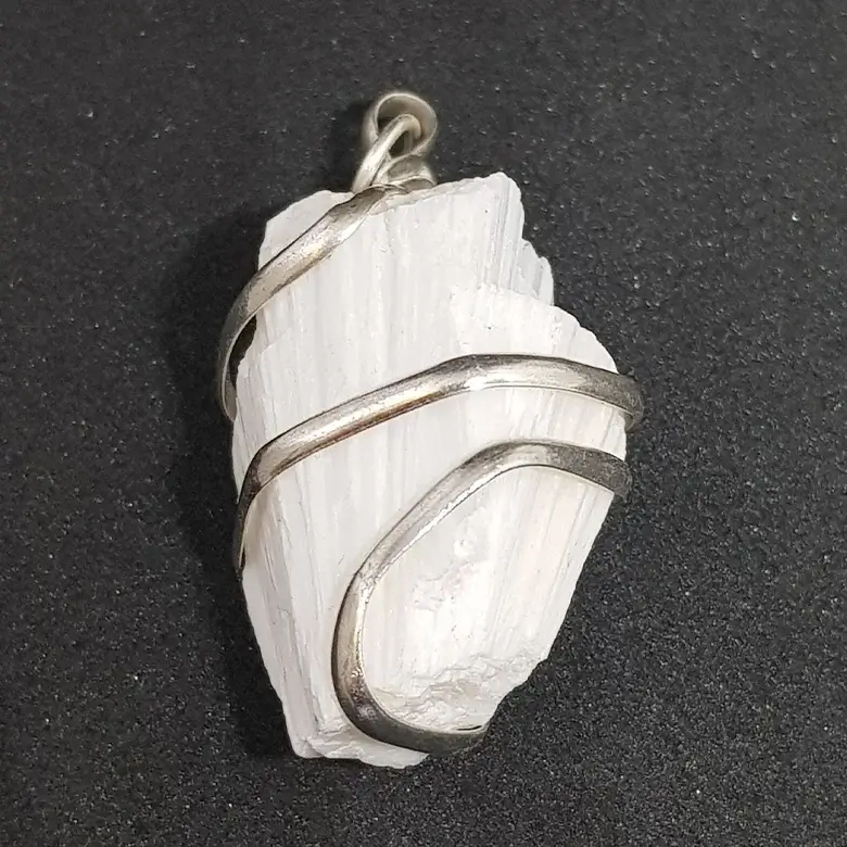 Scolecite Spiral Pendant - Image 4