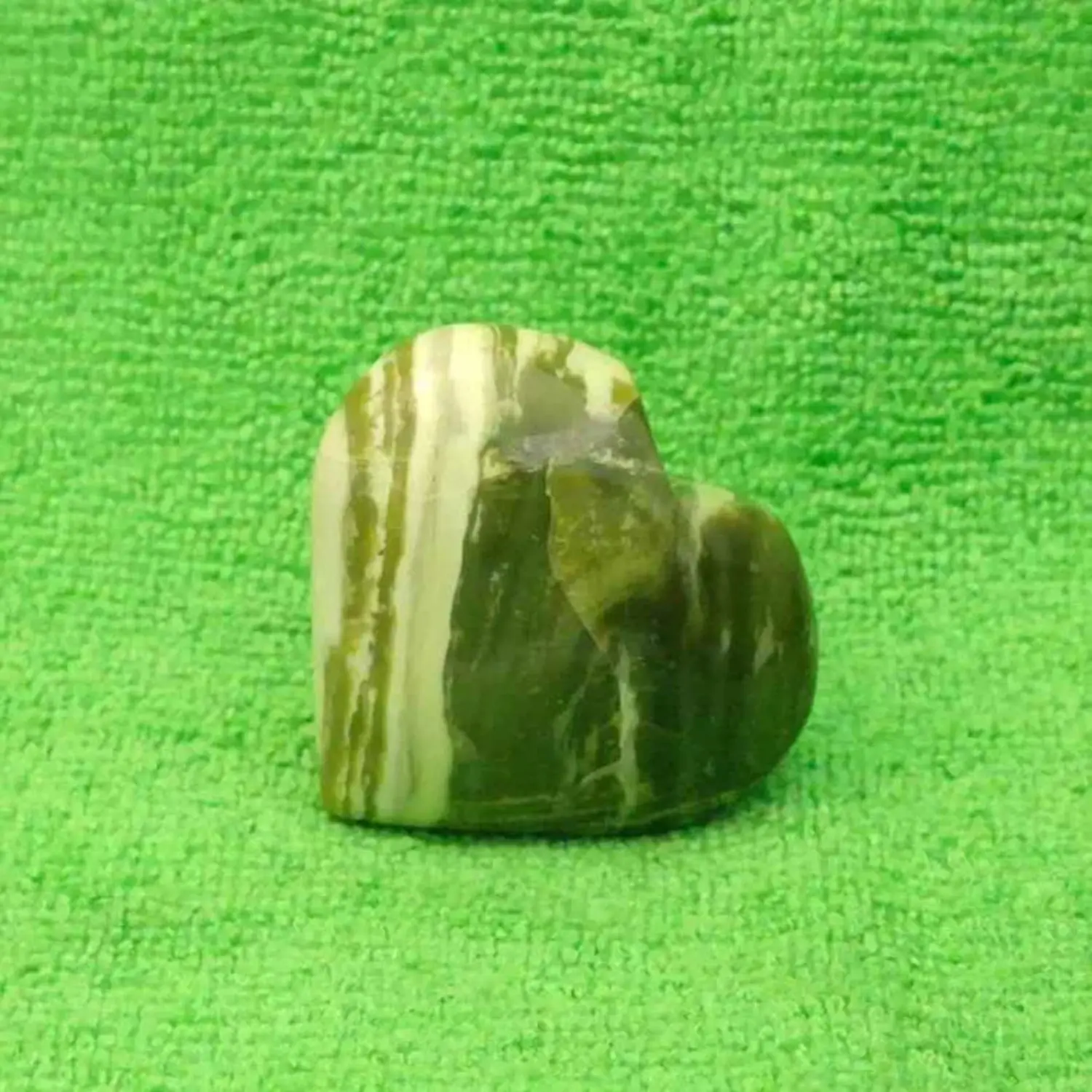 Serpentine Healing Crystal Heart Stone - To Awaken Kundalini - Image 3