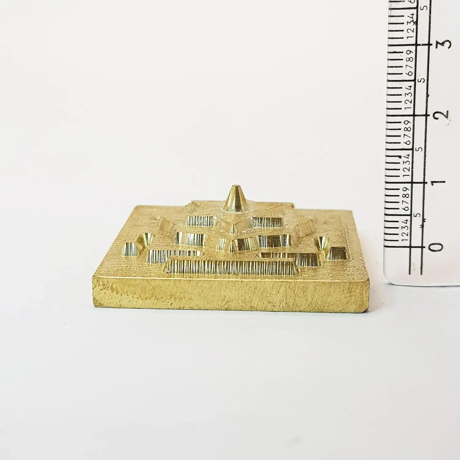 Shri Dhumavati Pujan Brass Yantra - Image 4