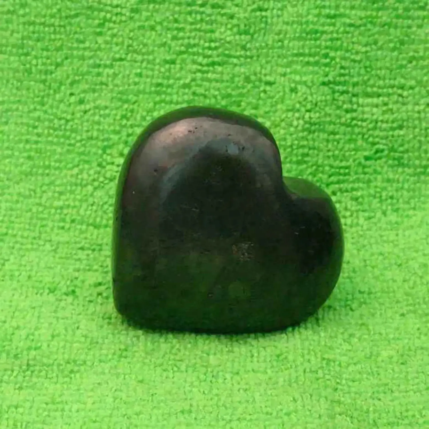 Shungite Healing Crystal Heart Stone - Control Harmful Rays - Image 3