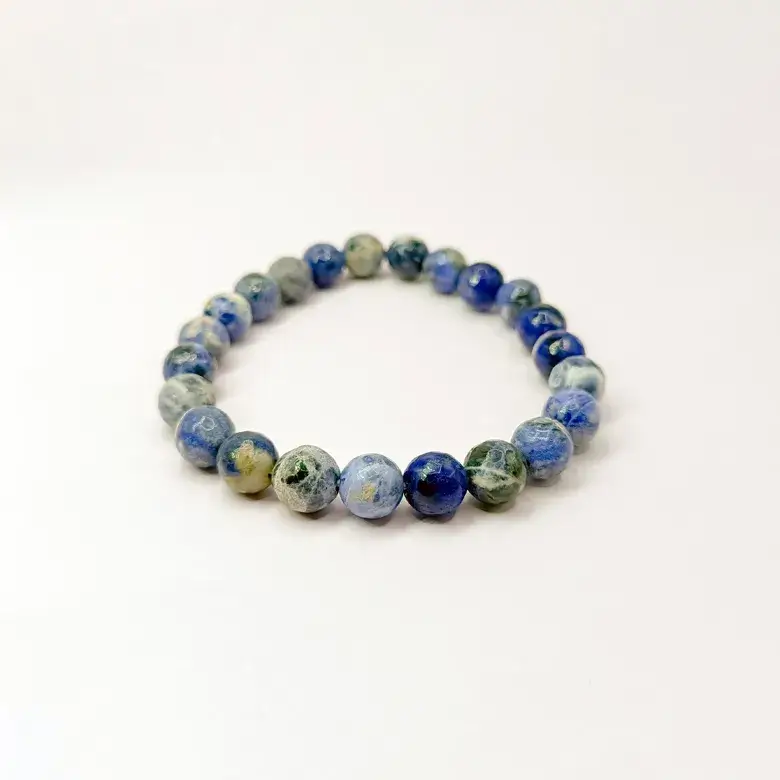 Sodalite Diamond Cut Bracelet - To Manifolds Wisdom - Image 6