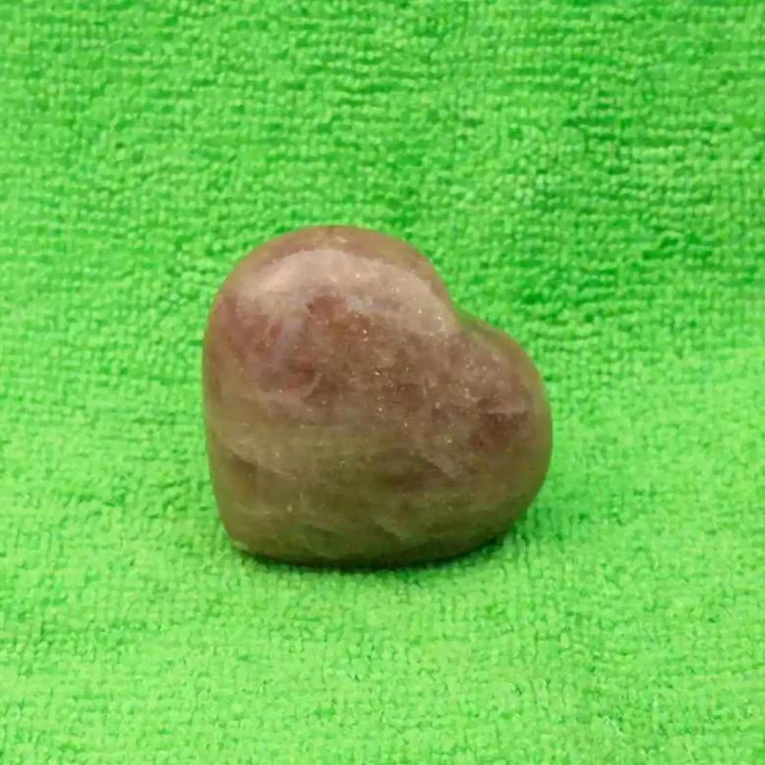 Strawberry Quartz Healing Crystal Heart Stone - For Happy Love Life - Image 5