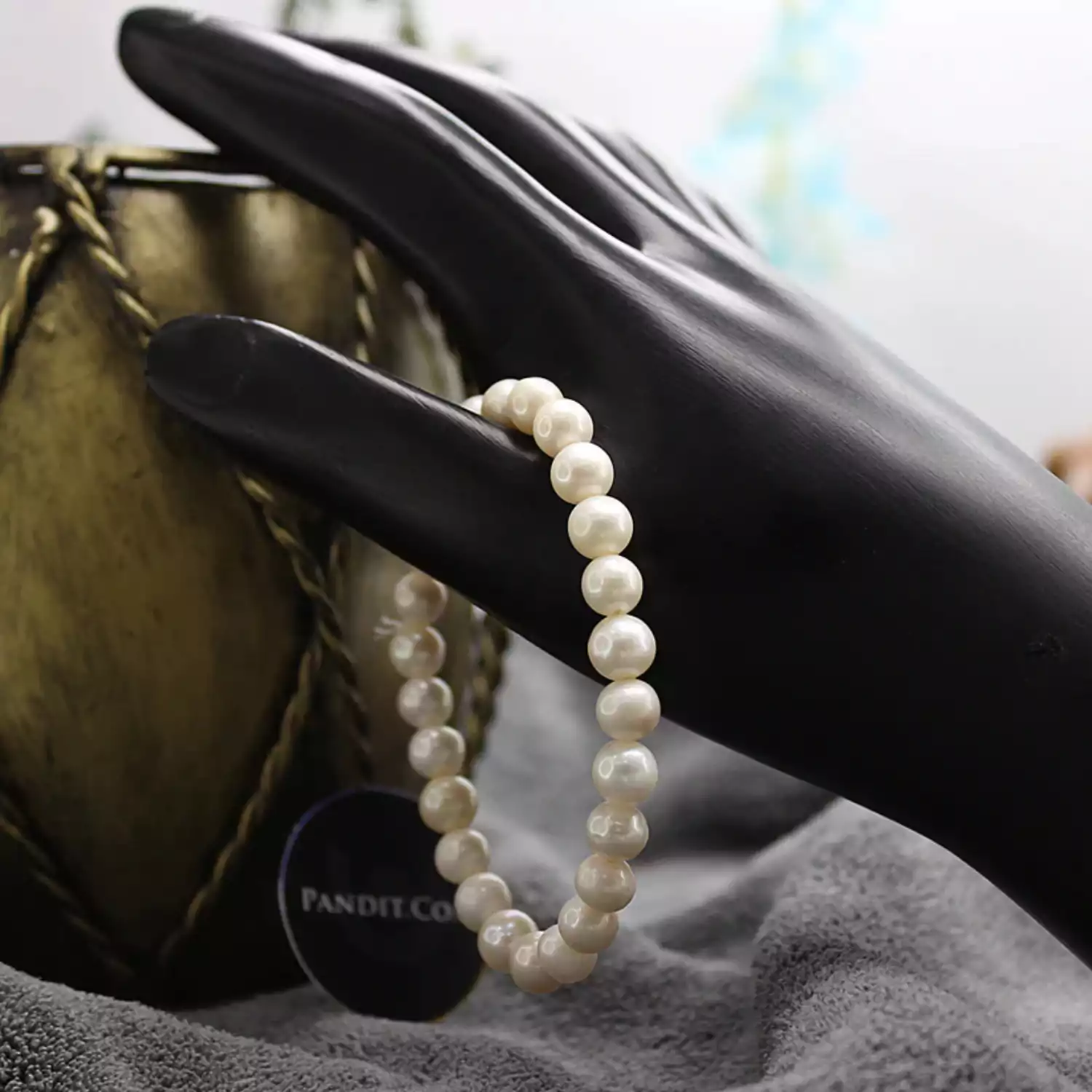 White Pearls Bracelet - To Adds Charm To Personality - Image 5