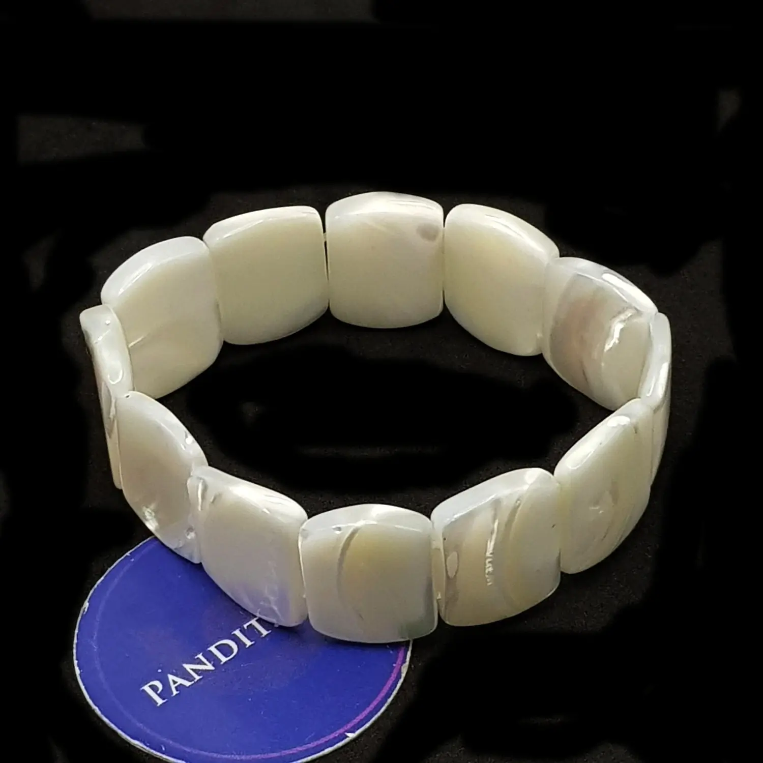 White Pearls Oval Faceted Bracelet - Image 3